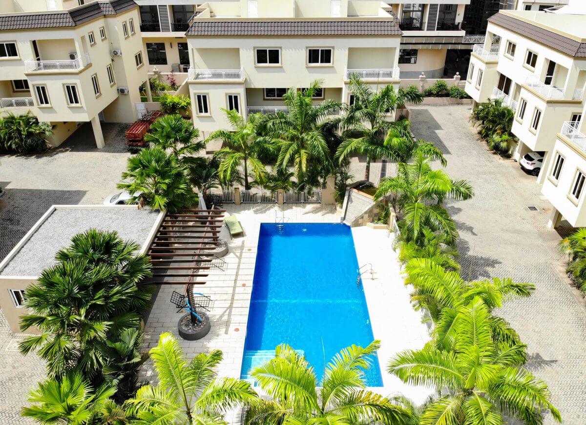 TOWNHOUSE IN ROMAN RIDGE - 2 UNITS AVAILABLE featured image